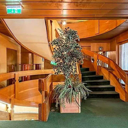 Hotell Roessl-dependance Neue Post 3*