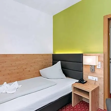 Hotell Roessl-dependance Neue Post